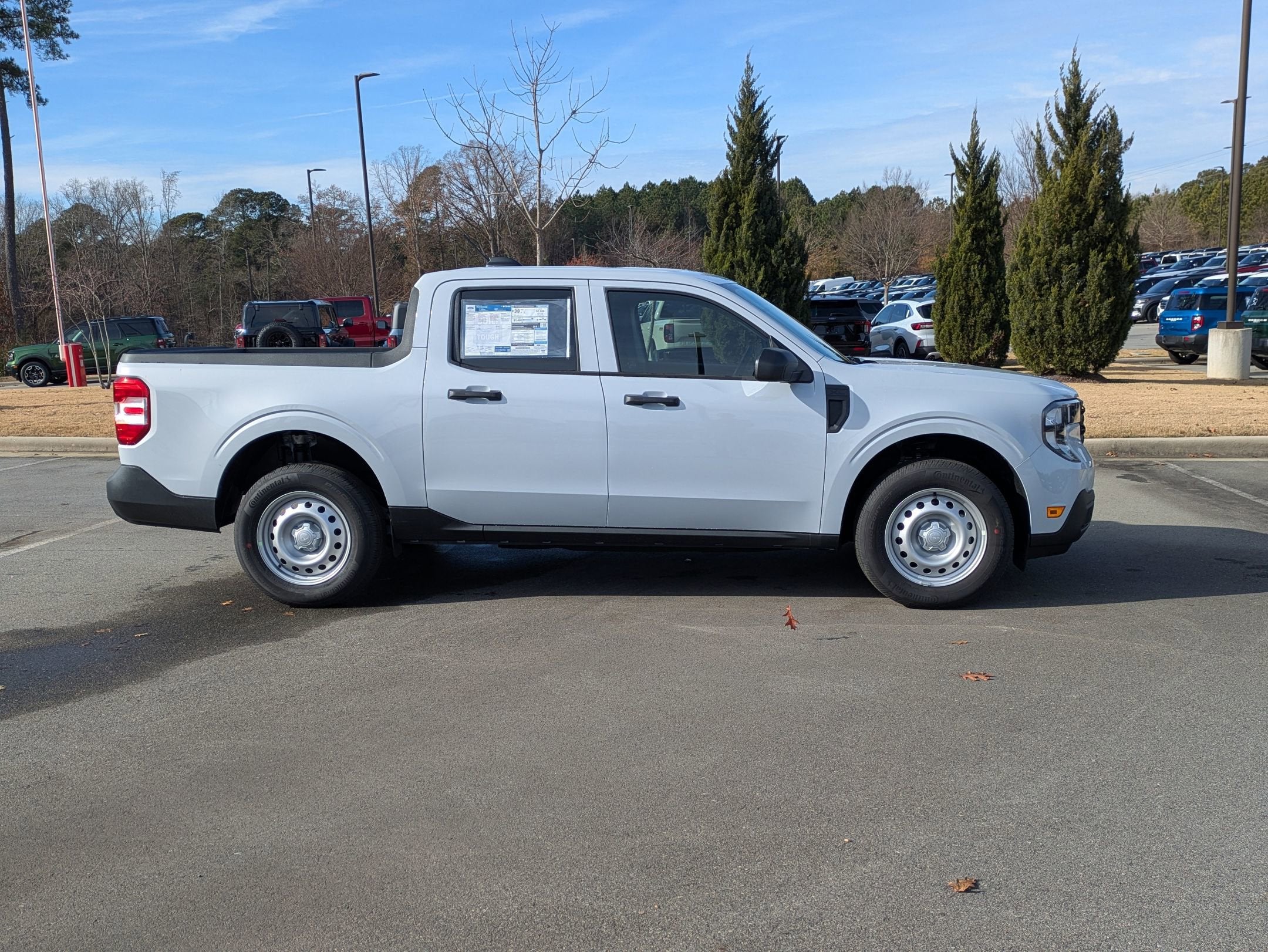 2025 Ford Maverick XL