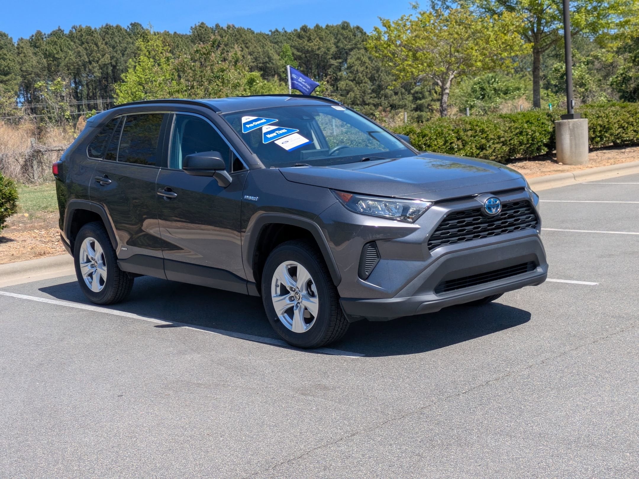 2021 Toyota RAV4 Hybrid LE