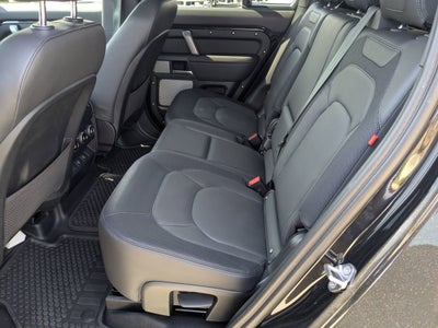 2024 Land Rover Defender X-Dynamic SE