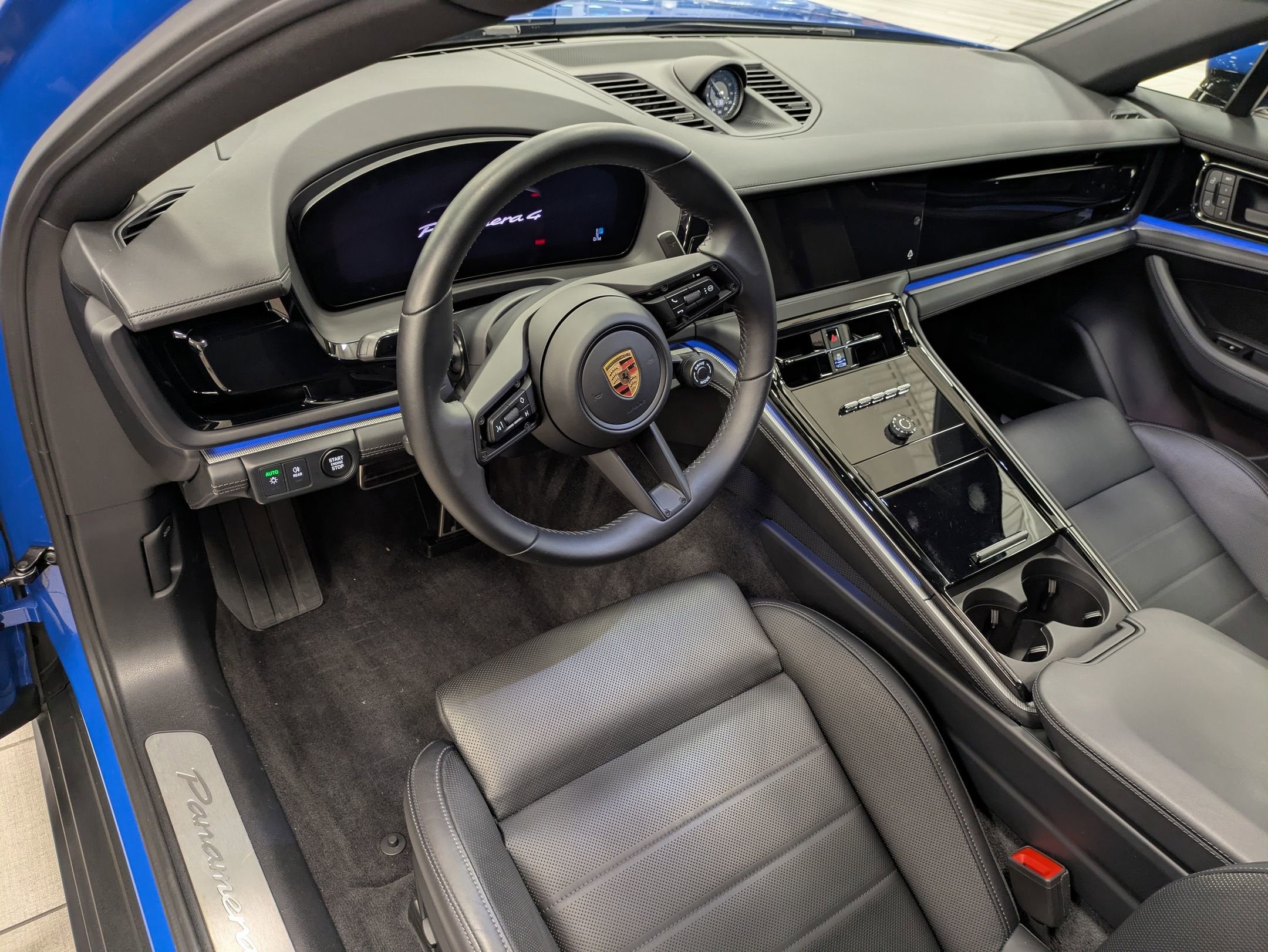 2024 Porsche Panamera 4