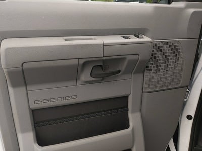 2026 Ford E-Series Cutaway Base