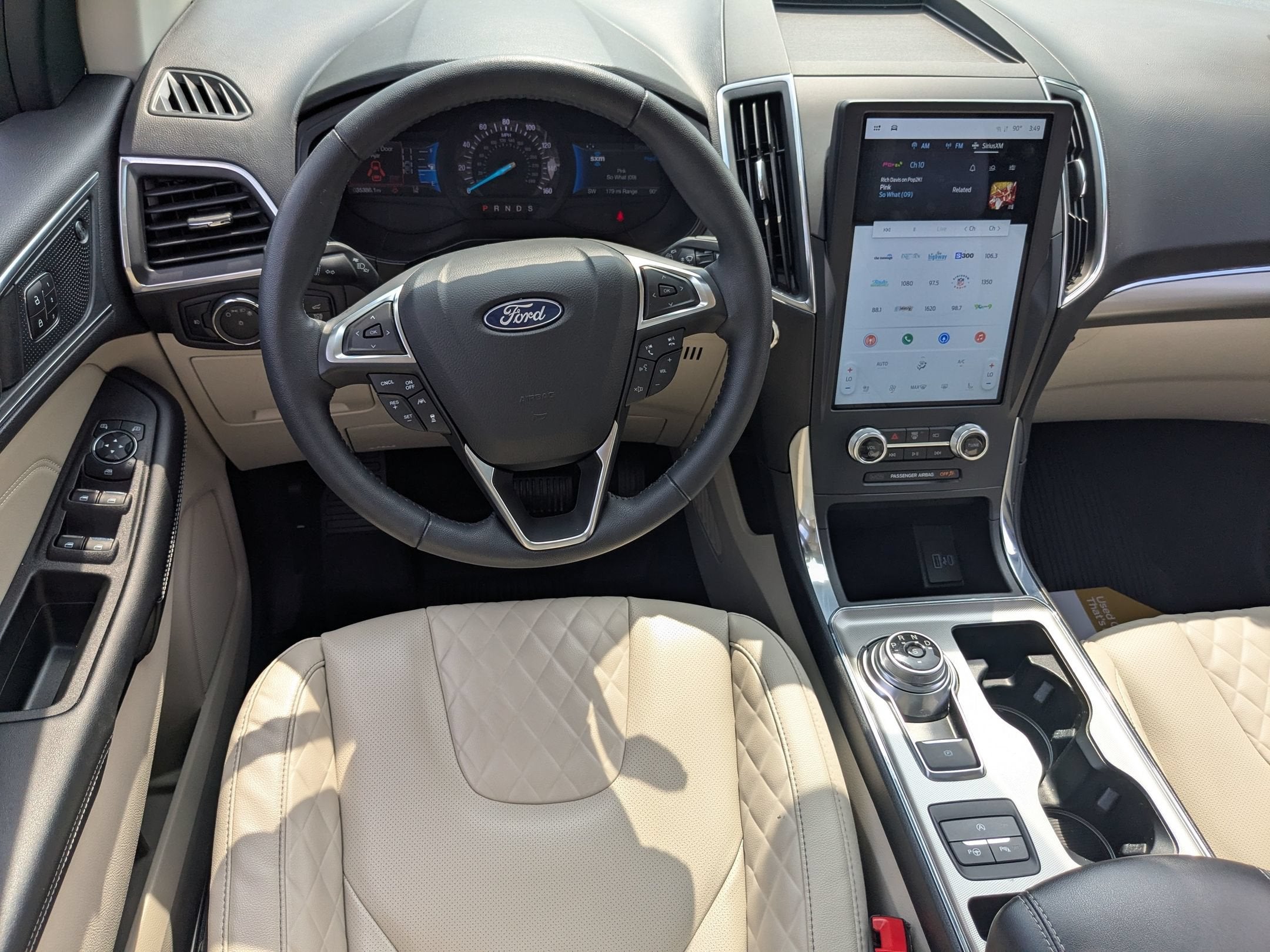 2024 Ford Edge Titanium