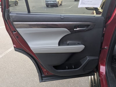 2023 Toyota Highlander Limited