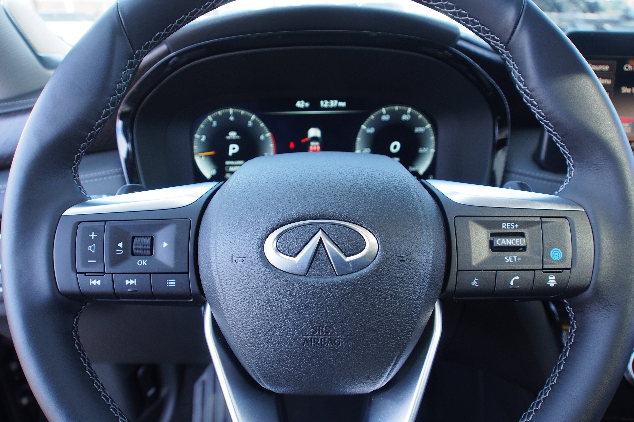2025 INFINITI QX60 SENSORY