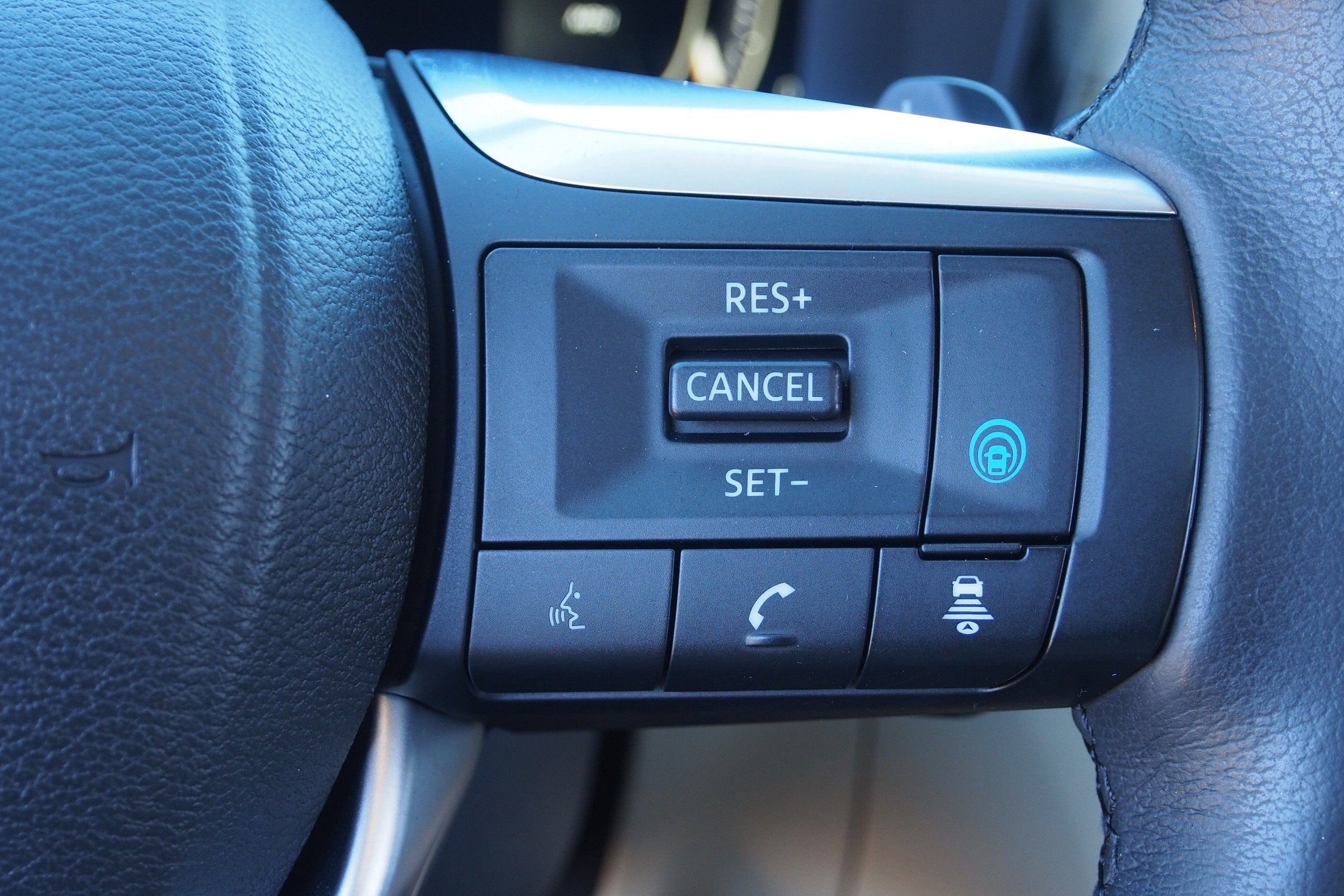 2022 INFINITI QX60 LUXE