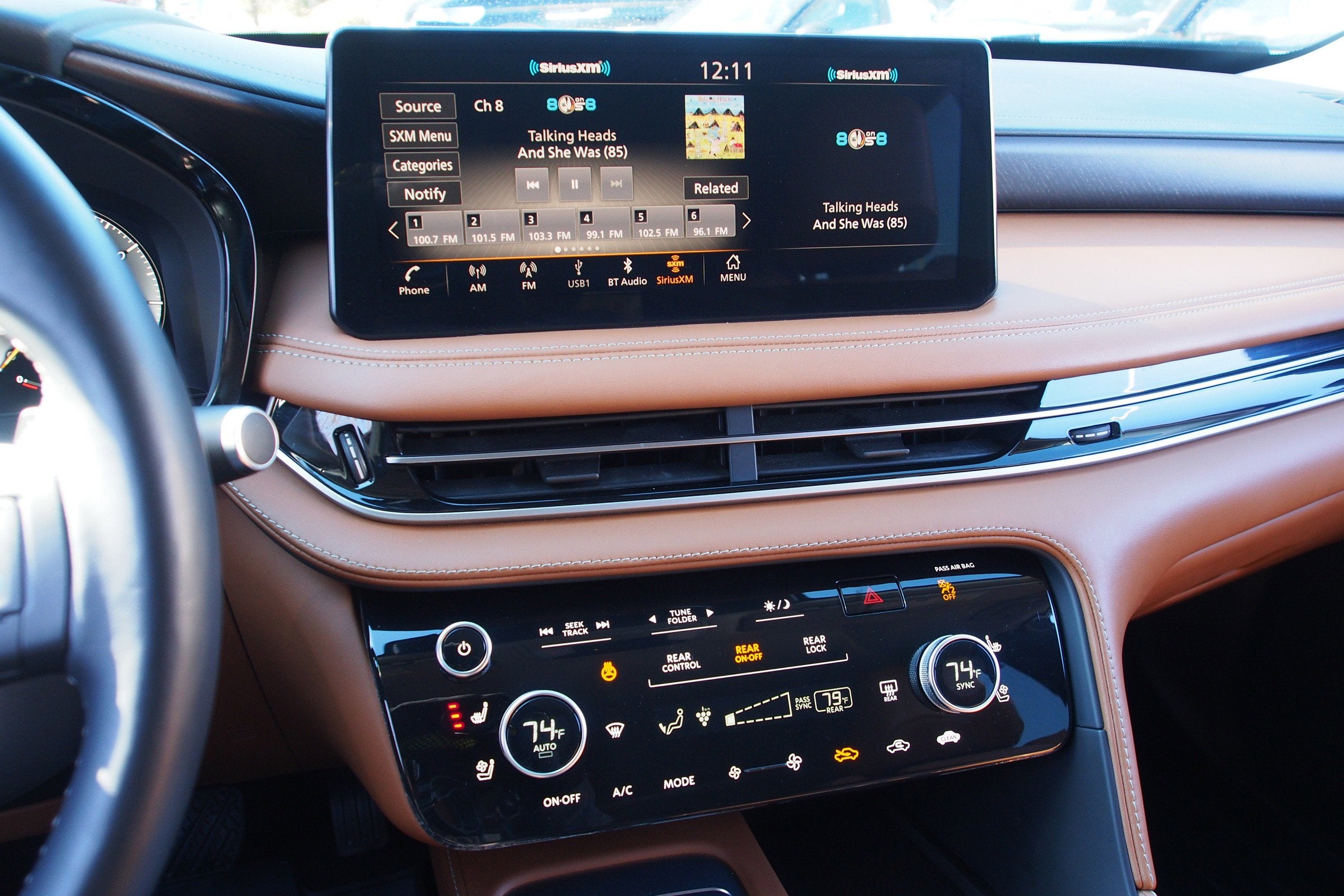 2023 INFINITI QX60 SENSORY