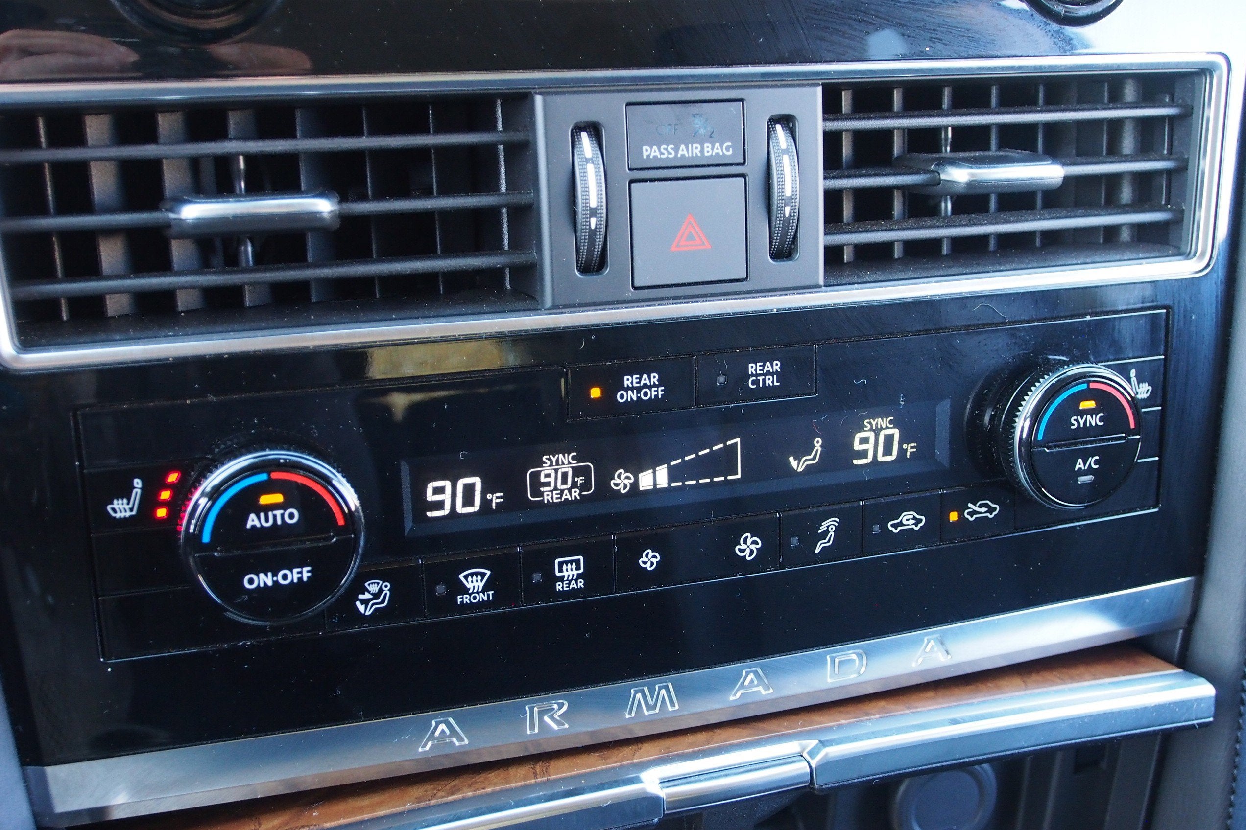 2023 Nissan Armada SL