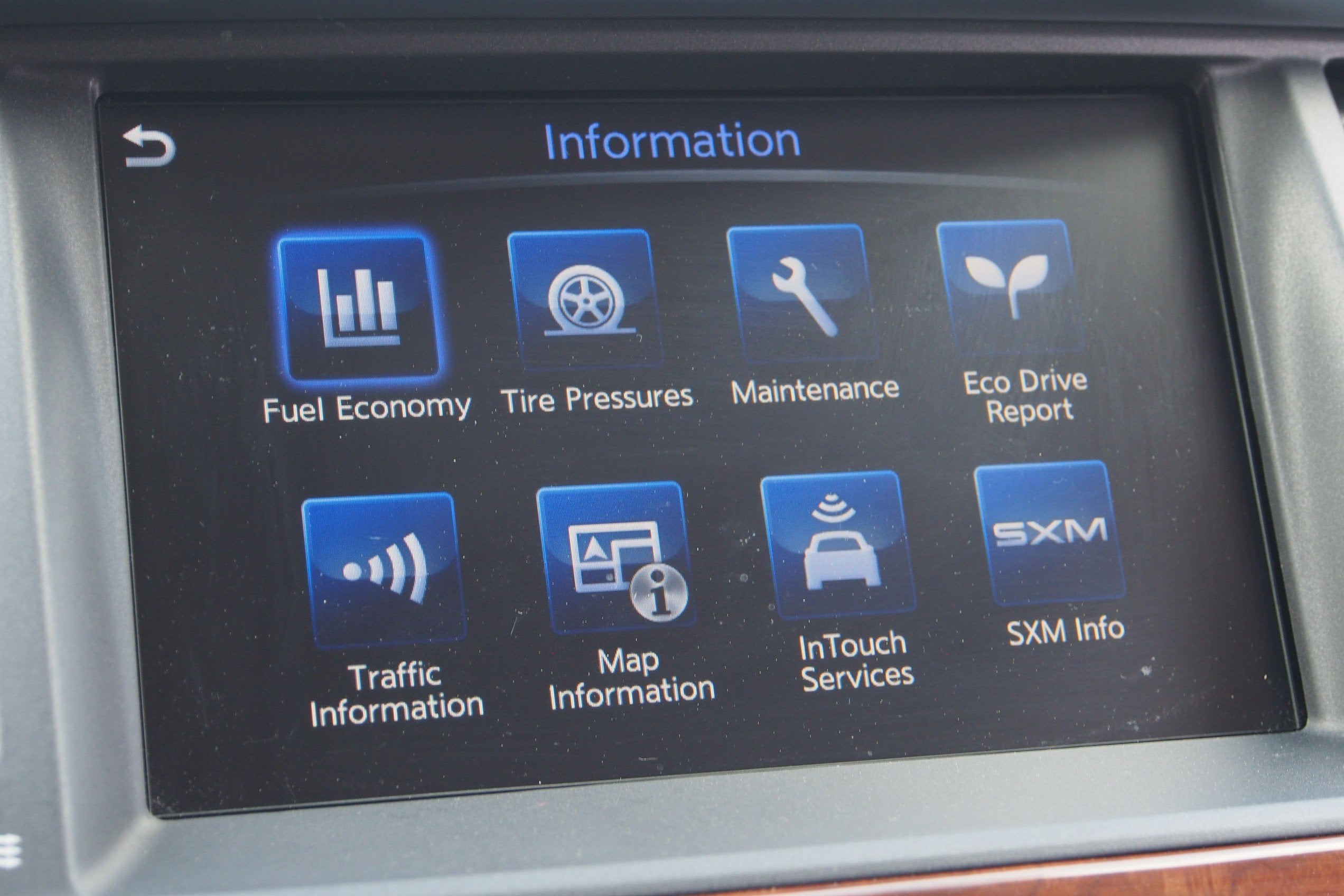 2019 INFINITI QX80 LUXE