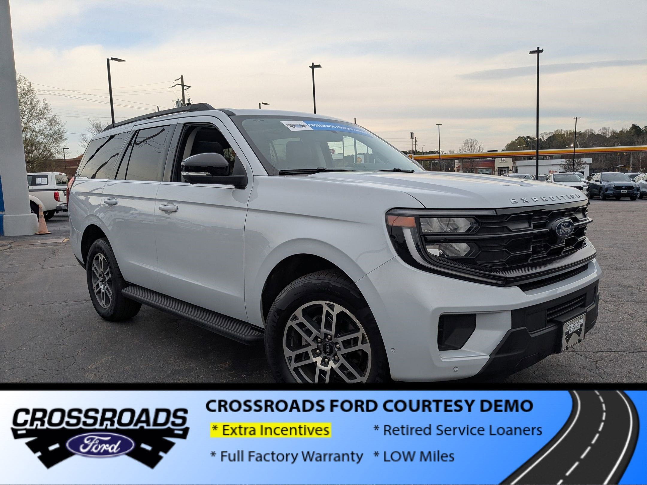 2025 Ford Expedition Active - Crossroads Courtesy Demo