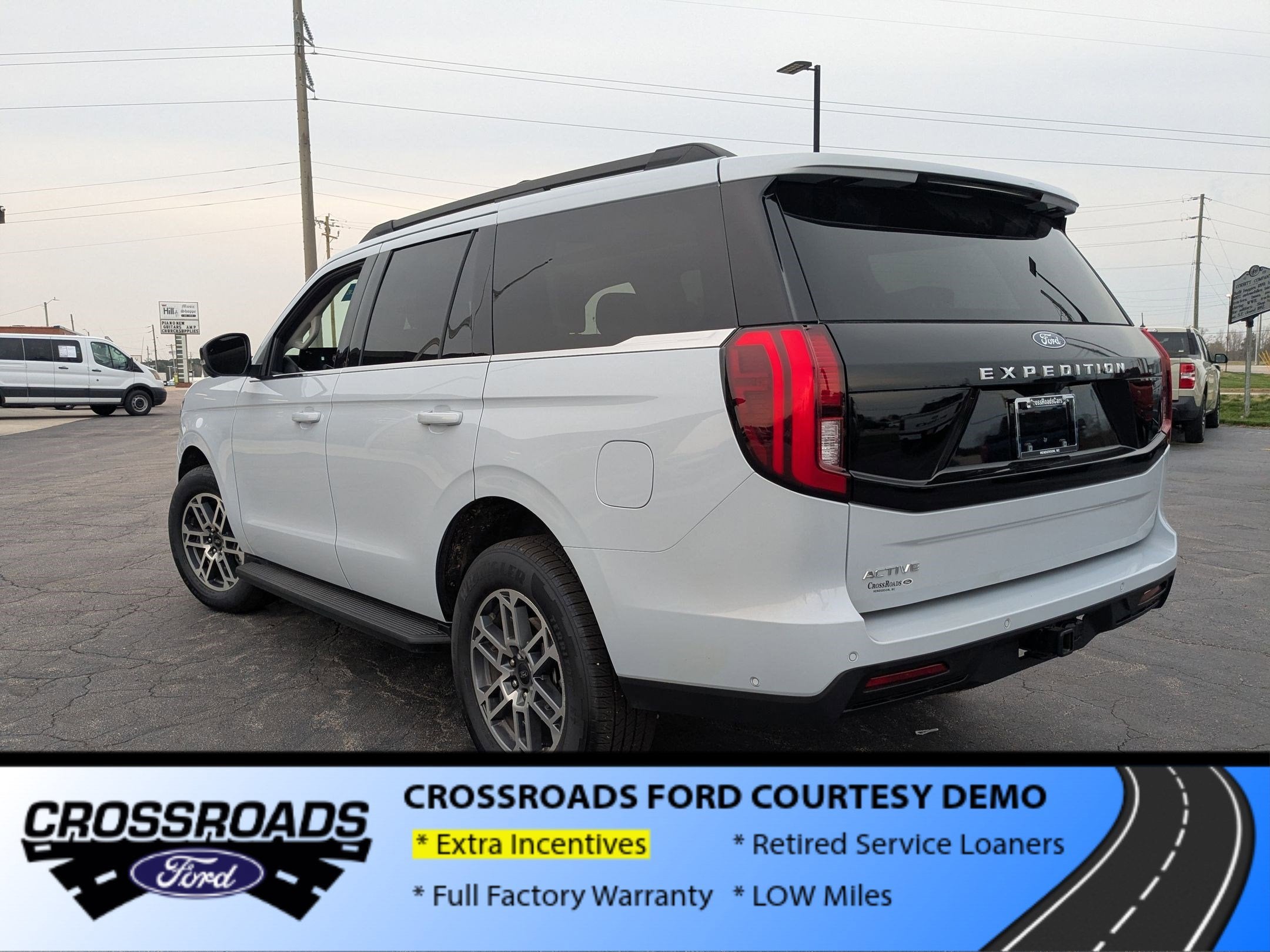 2025 Ford Expedition Active - Crossroads Courtesy Demo