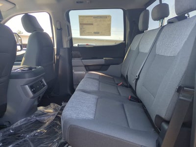 2027 Ford Super Duty F-350 SRW XLT