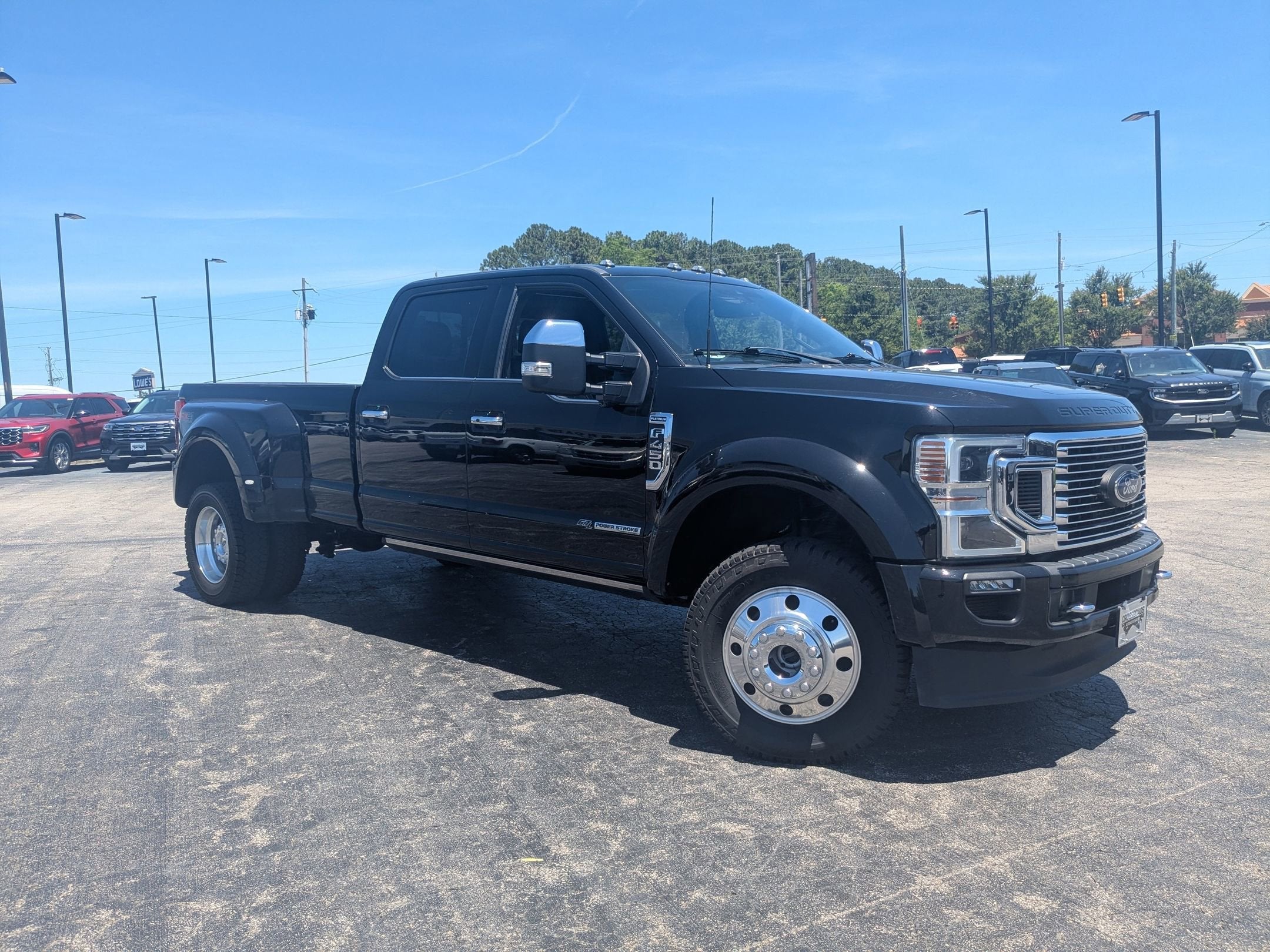 2022 Ford F-450 Platinum 4x4 Crew Cab 8' Box DRW's photo