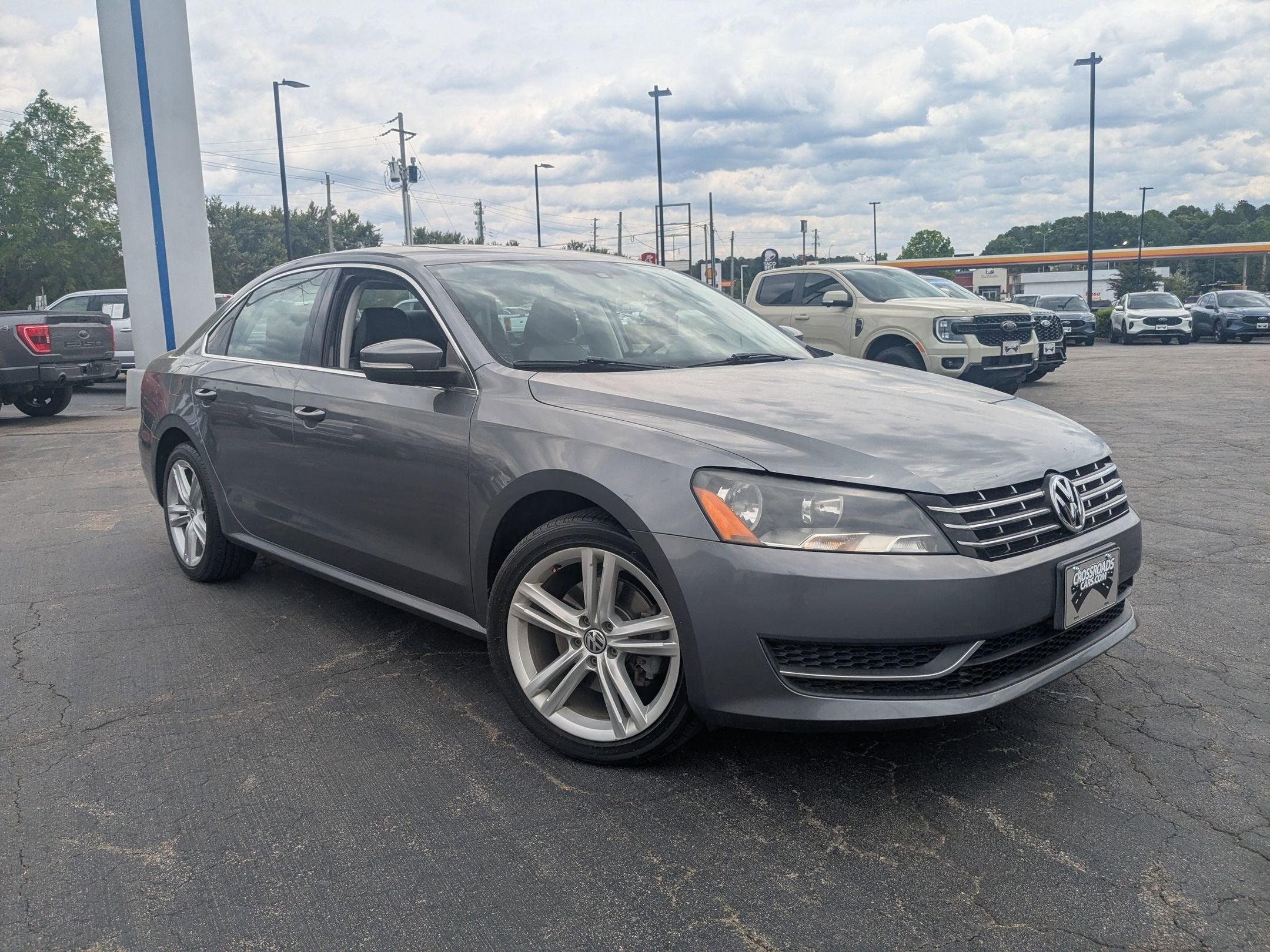 Used 2014 Volkswagen Passat SE with VIN 1VWBN7A3XEC107474 for sale in Henderson, NC