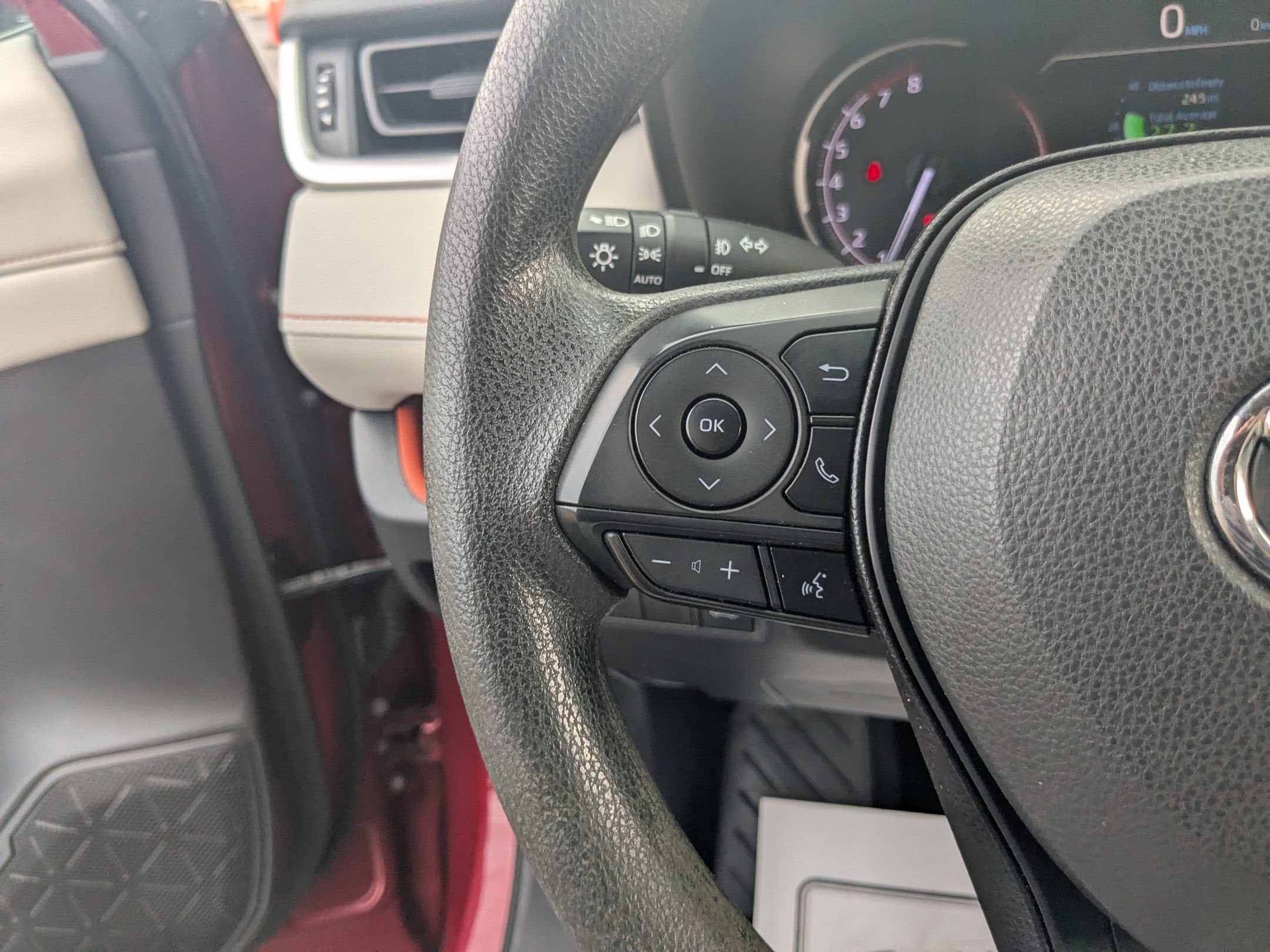 2019 Toyota RAV4 Adventure - Photo 18