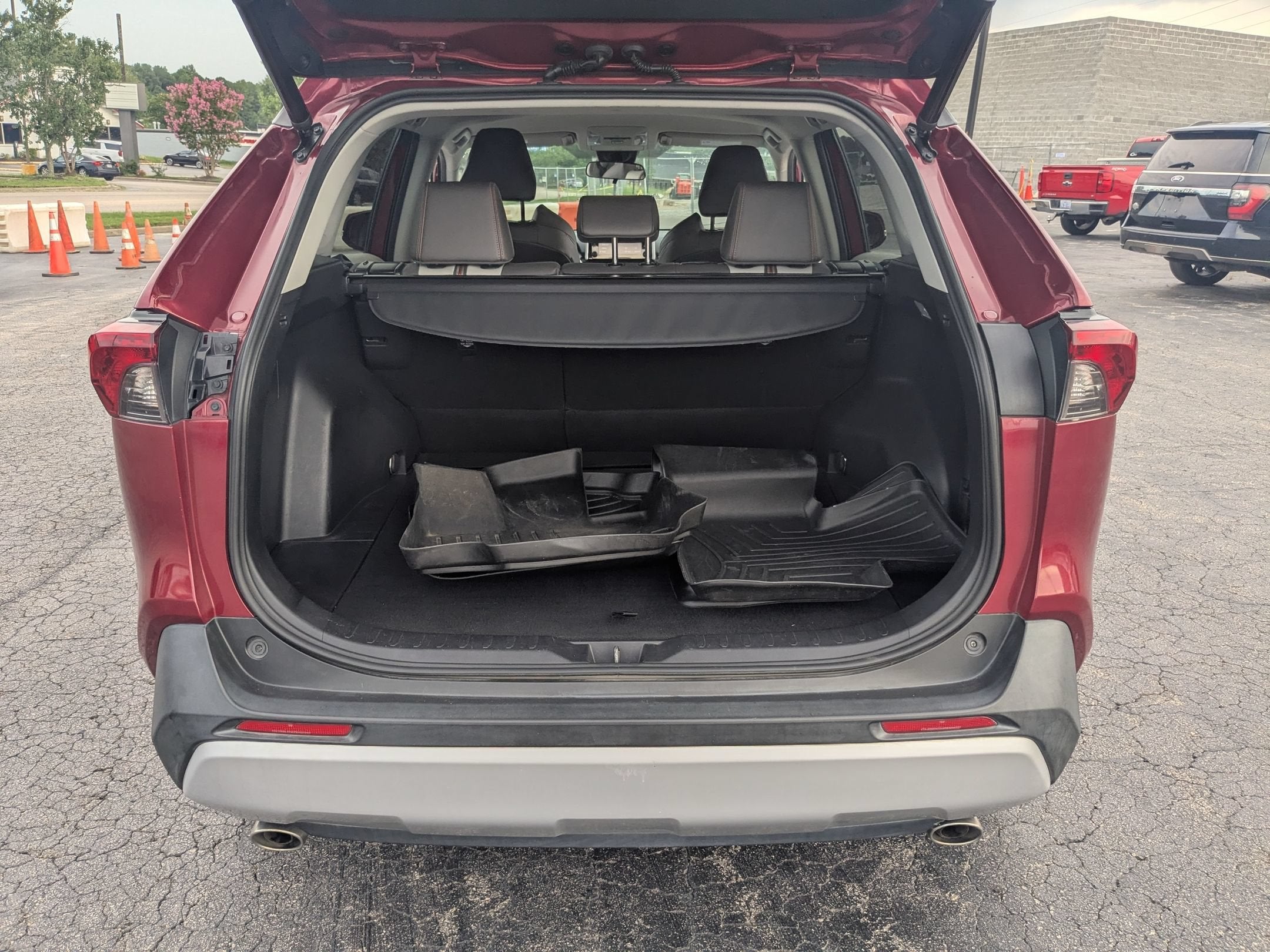 2019 Toyota RAV4 Adventure - Photo 9