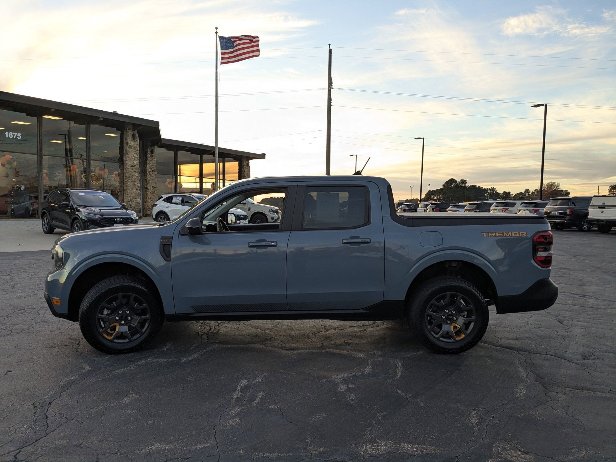 2024 Ford Maverick LARIAT Advanced