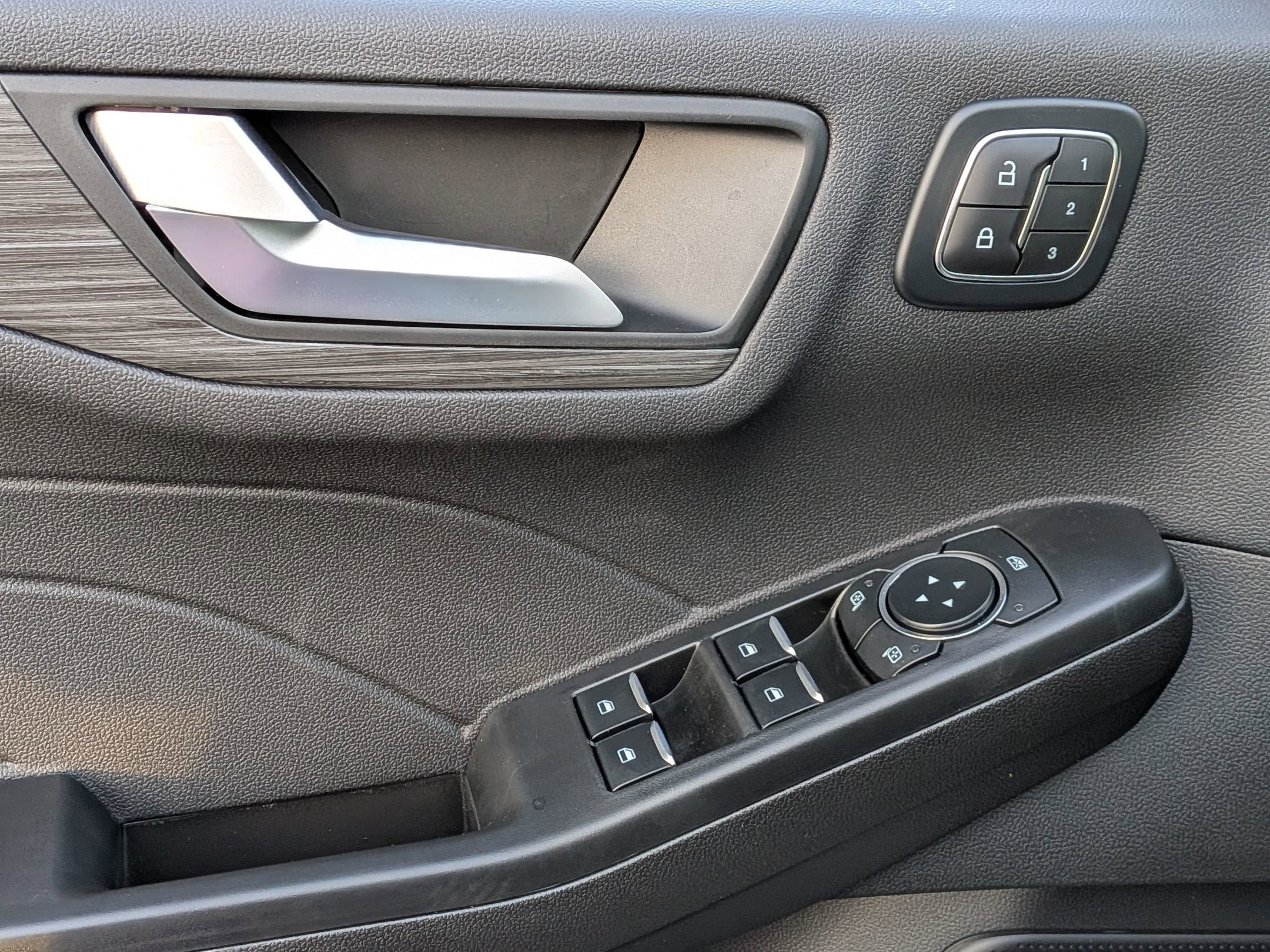 2026 Ford Escape Platinum