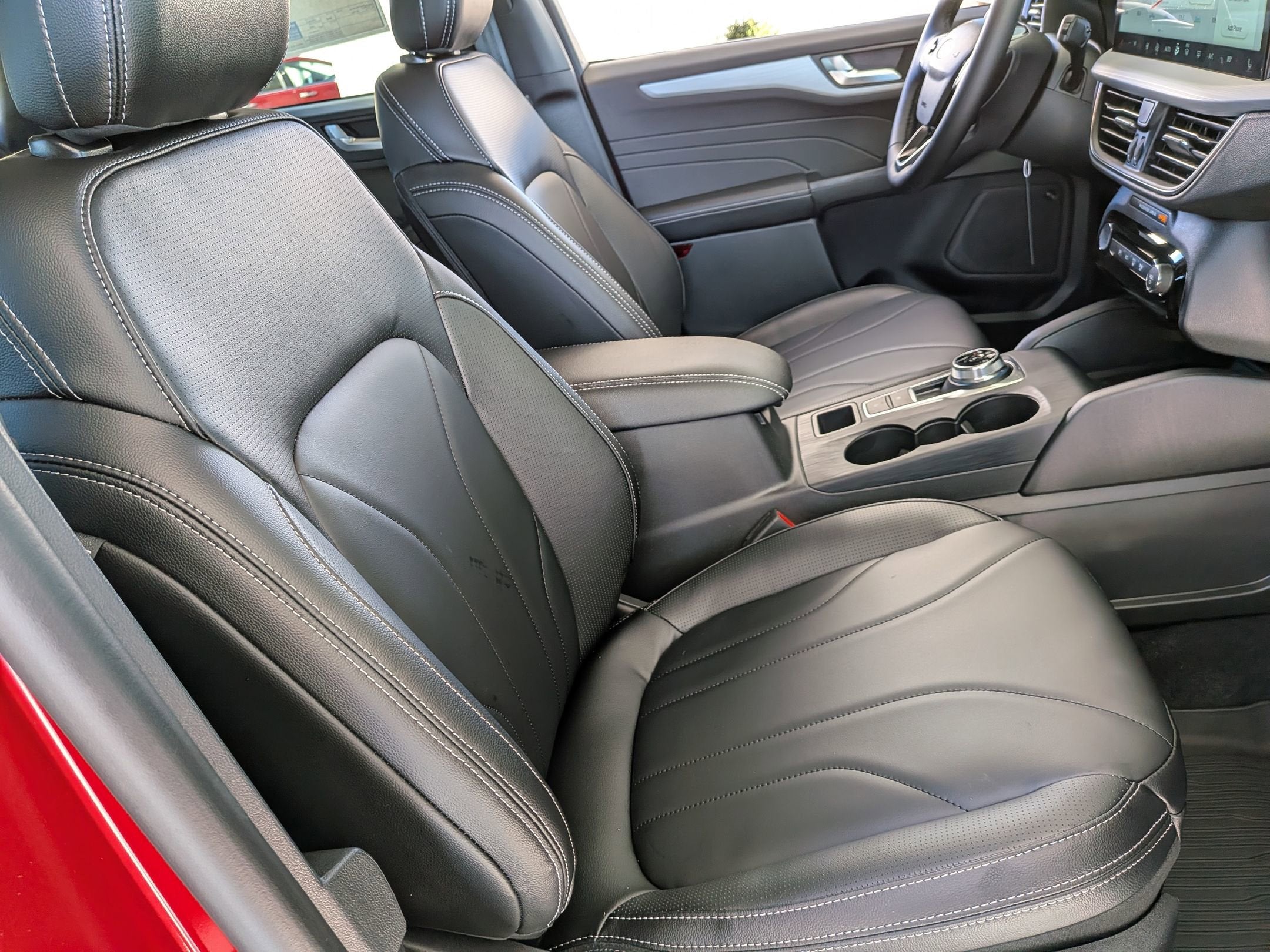 2026 Ford Escape Platinum