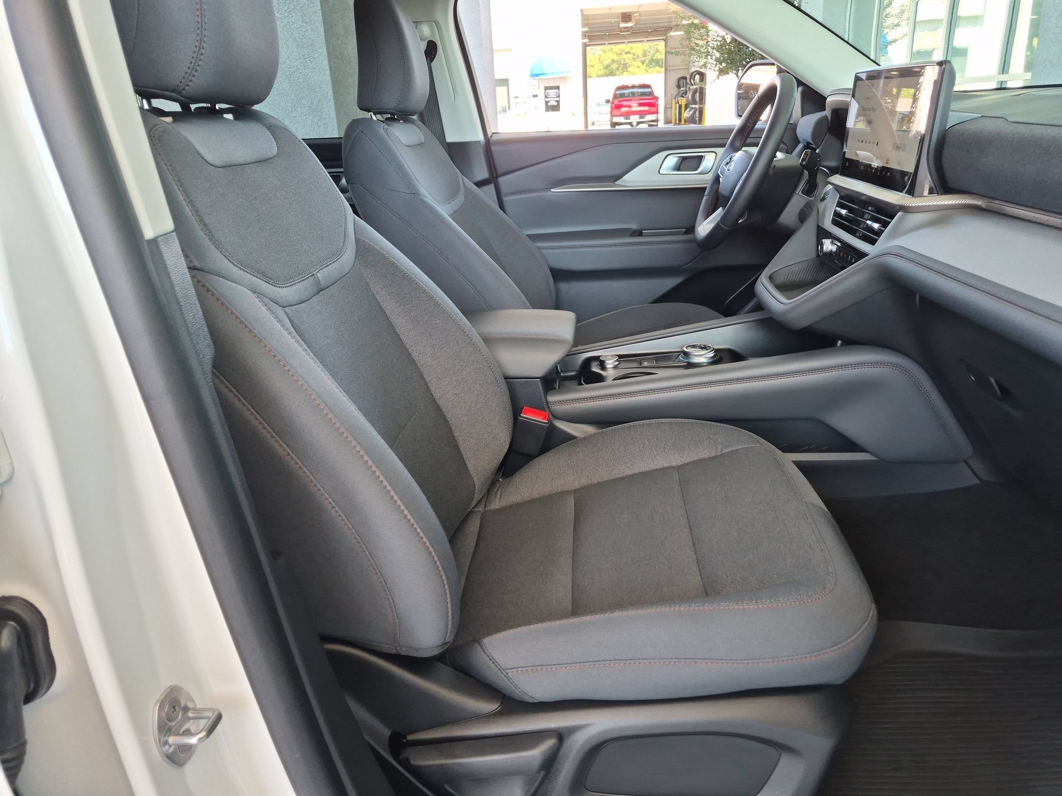 2026 Ford Explorer Active - Crossroads Courtesy Demo