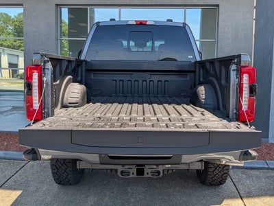 2025 Ford Super Duty F-350 SRW LARIAT