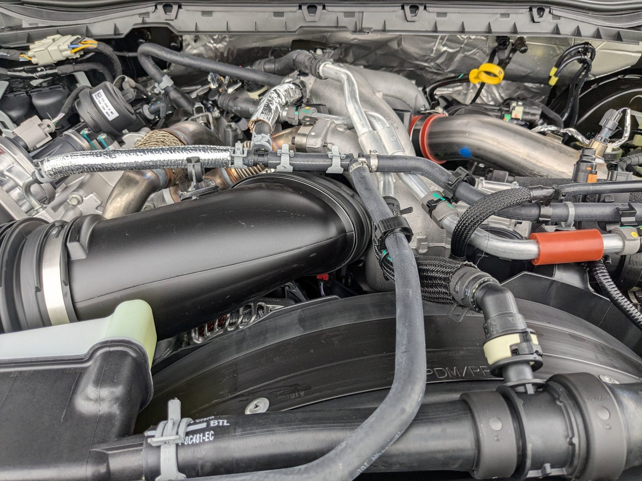 2025 Ford Super Duty F-350 SRW LARIAT