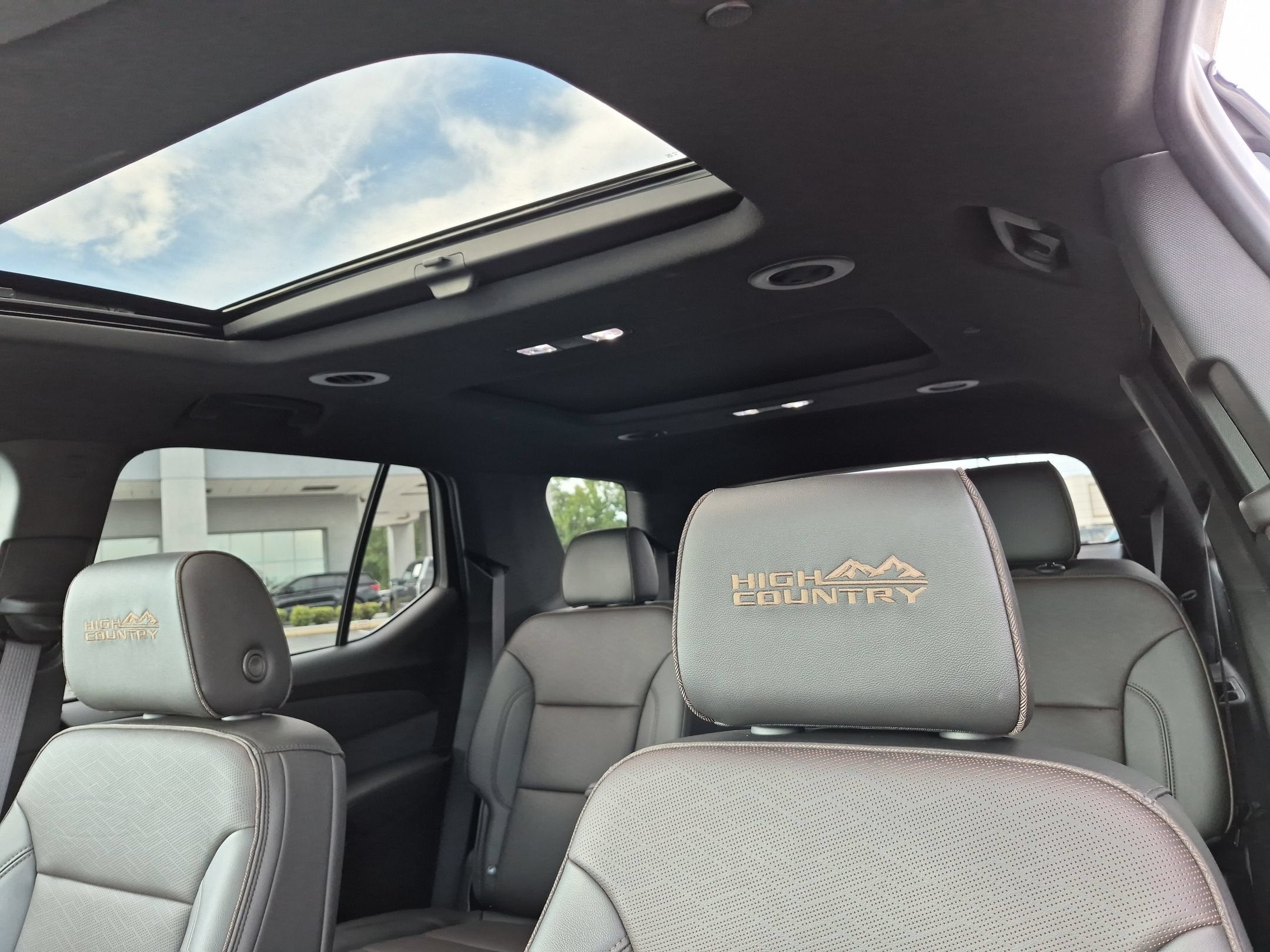 2023 Chevrolet Traverse High Country