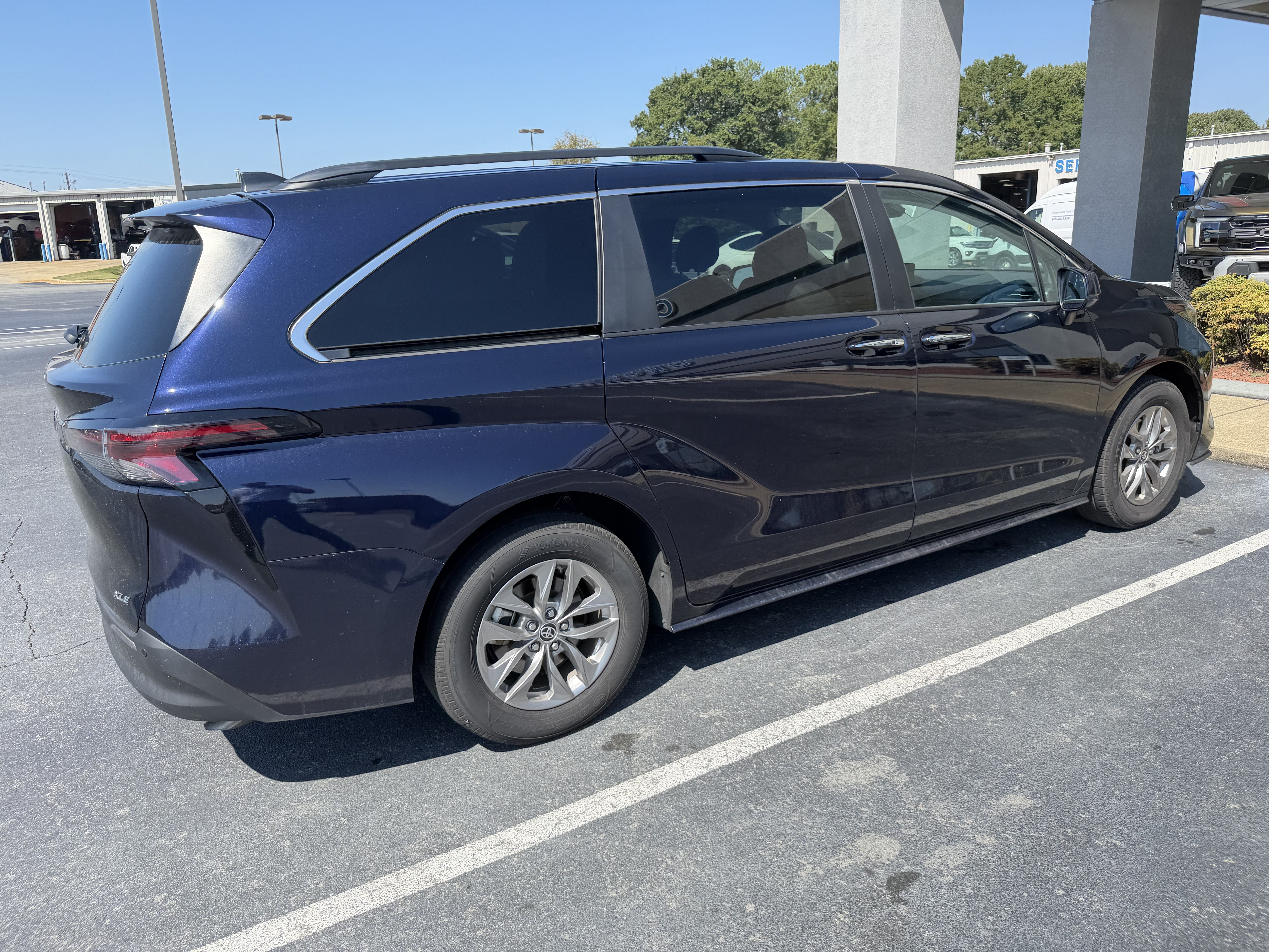 2025 Toyota Sienna XLE