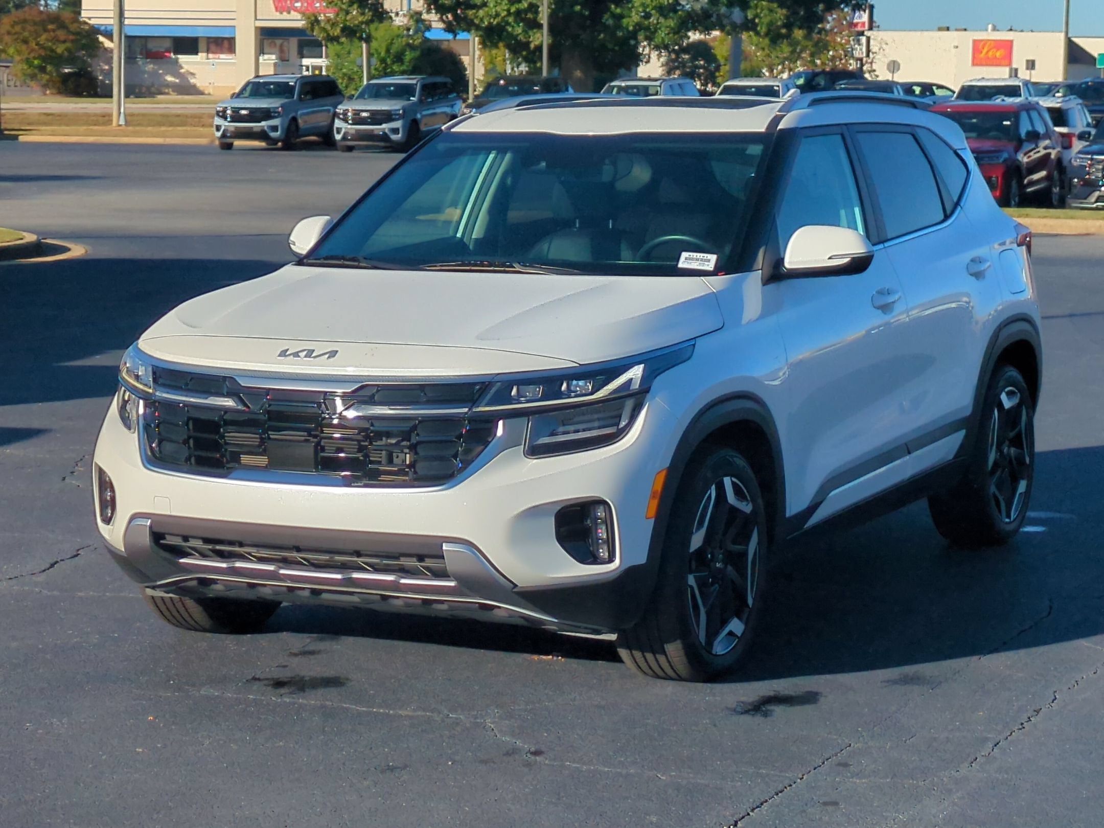 2025 Kia Seltos SX
